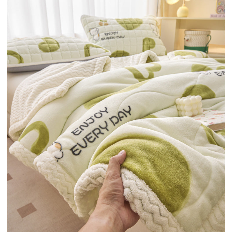 Thickened Warm Blanket 1pc Thickened Warm Blanket | Winter Three-Layer Milk Velvet Beibei Velvet | Office Nap Car Travel Small Blanket | Autumn And Winter Composite Blanket Good Home Partner