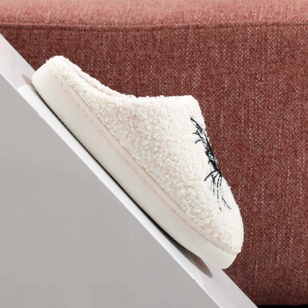 A Pair of Ladies Color Matching Simple Fashion Casual New Black Cat Embroidered Anti-slip Warm Slippers in Autumn and Winter., Women Shoes