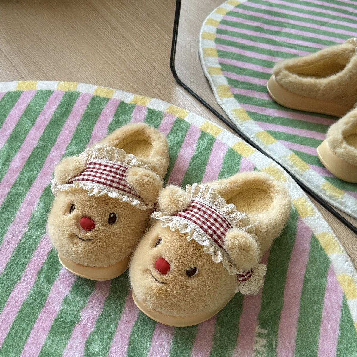 Cozy Slippers Featuring a Little Bear Design for Women, Perfect for Autumn And Winter with a Warm Fleece for Indoor Use., Women Shoes