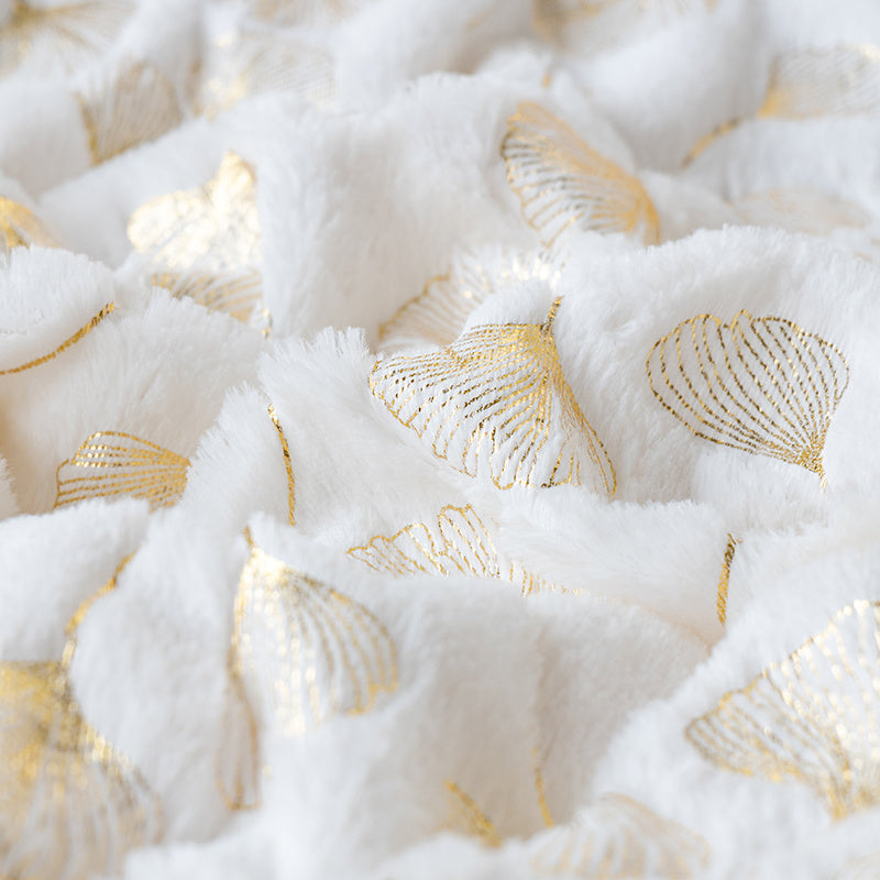 A Ginkgo Leaf Pattern Lamb Blanket, Double-Layer Thickened Small Blanket