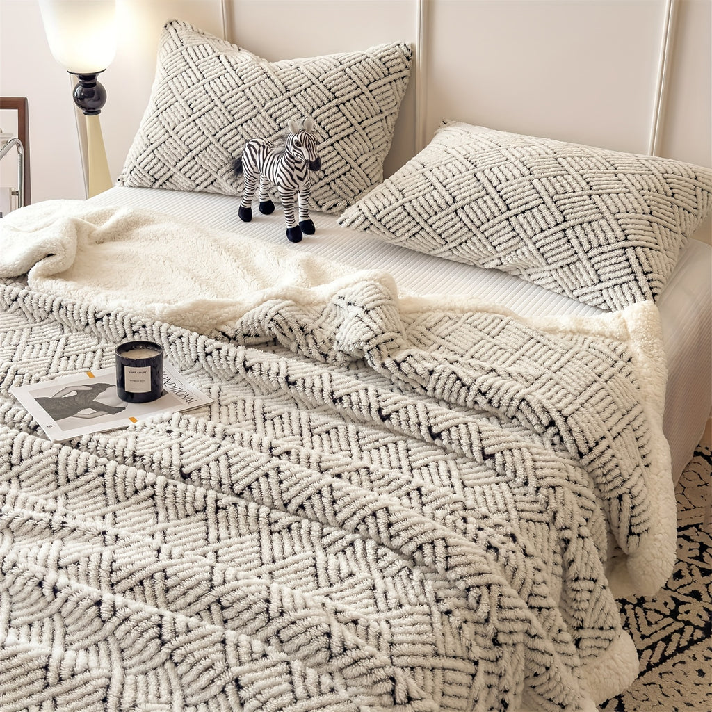 1pc, a Versatile Double-Sided Warm Fleece Blanket for All Seasons, Made of Milk Velvet, Soft, Warm, And Comfortable, Suitable for Sofas, Beds, Offices, And Travel - a Multifunctional Gift for All Seasons, Christmas Gift