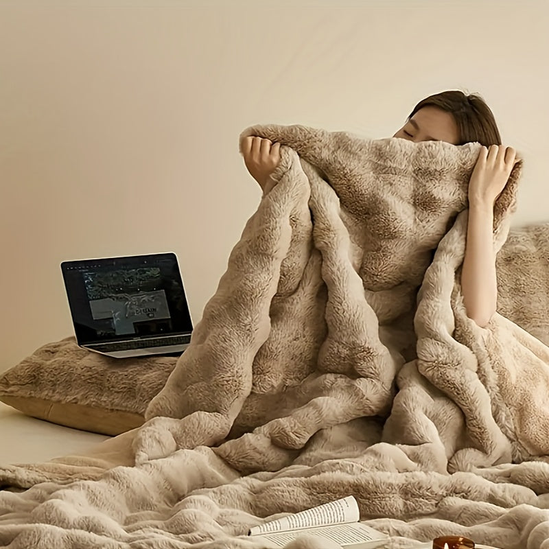 Traditional-Style Plush Double-Layer Leisure Blanket, All-Season Cozy Fleece Comforter with Non- Weave, 100% Polyester, Multipurpose, Machine Washable, No-Print Solid Pattern - Ideal for Air Conditioning, Travel, and Siesta Use, Christmas Present