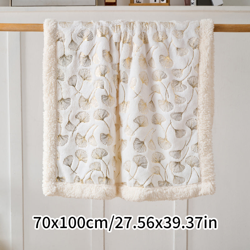 A Ginkgo Leaf Pattern Lamb Blanket, Double-Layer Thickened Small Blanket